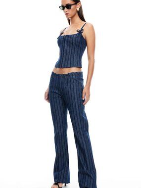 Lioness Charismatic Jeans Dark Denim Women’s Size Small NWT